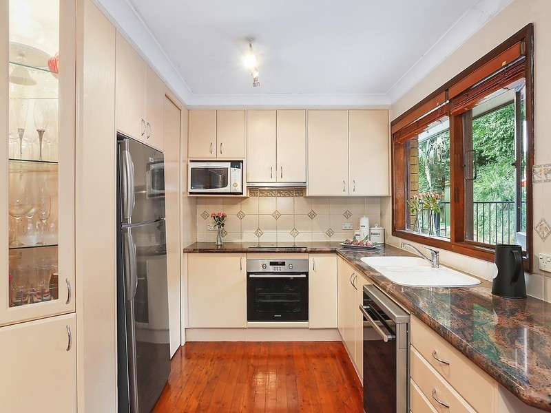 6 Gray Place, Kings Langley NSW 2147