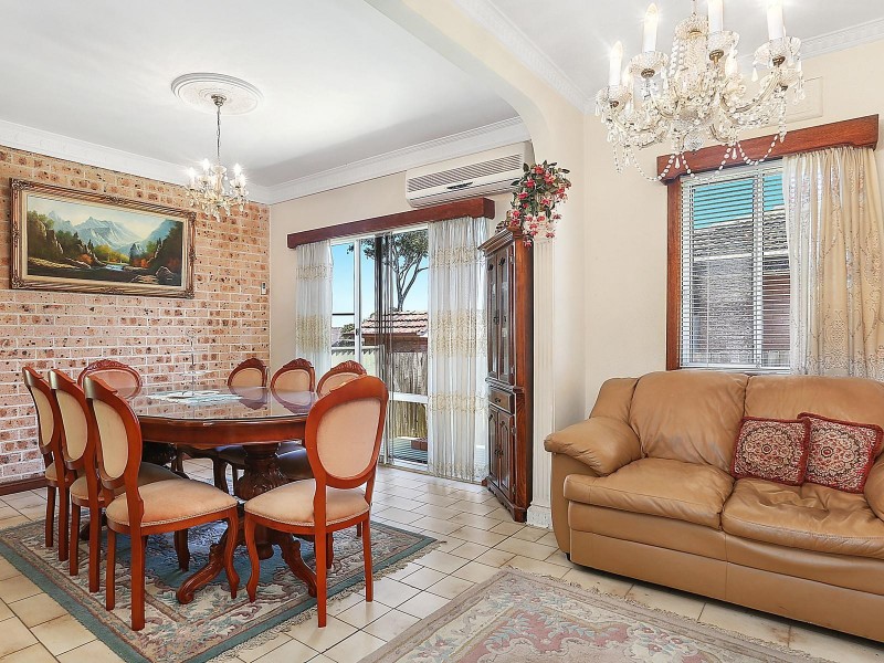 23 Hubert Street, Fairfield NSW 2165