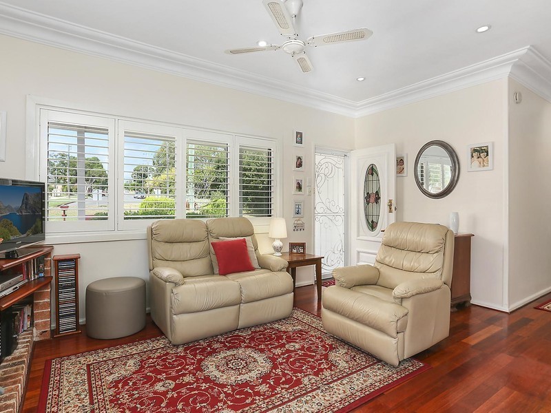 50 Grantham Road, Seven Hills NSW 2147