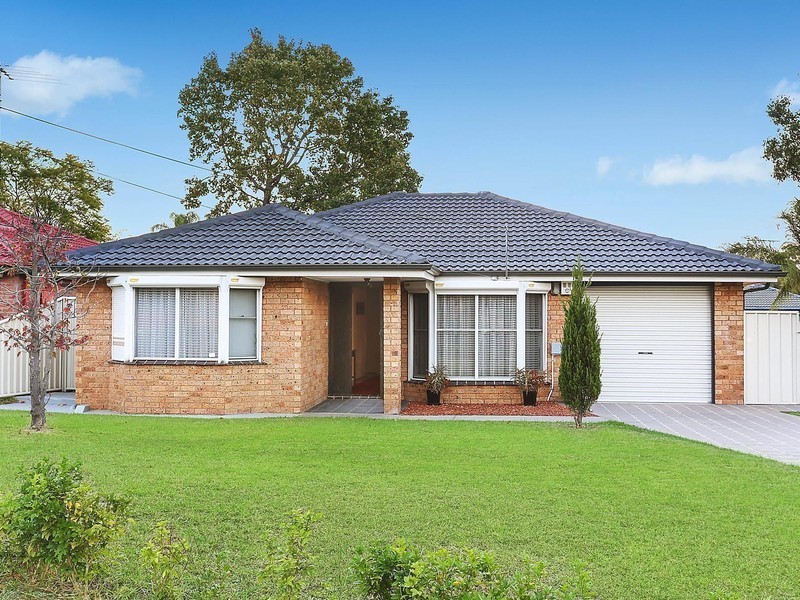 6 Slade Place, Prospect NSW 2148