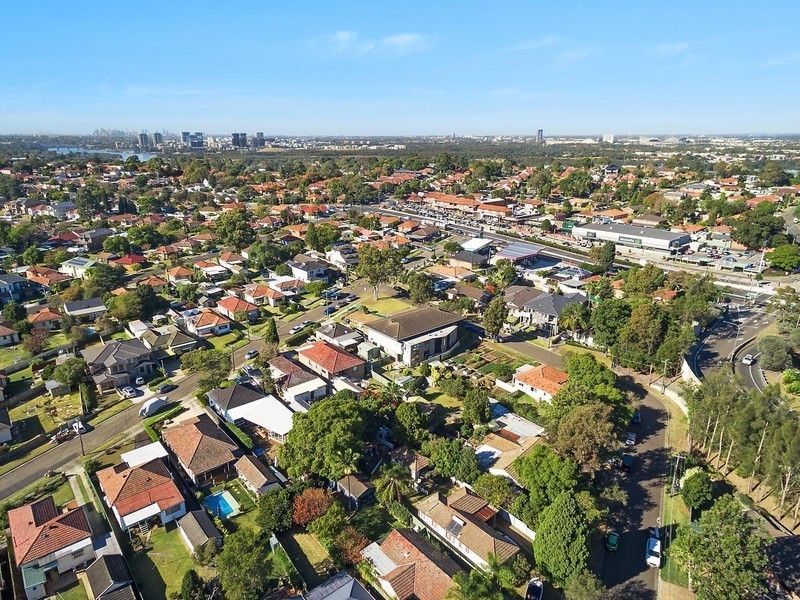 6 Dennis Street, Ermington NSW 2115