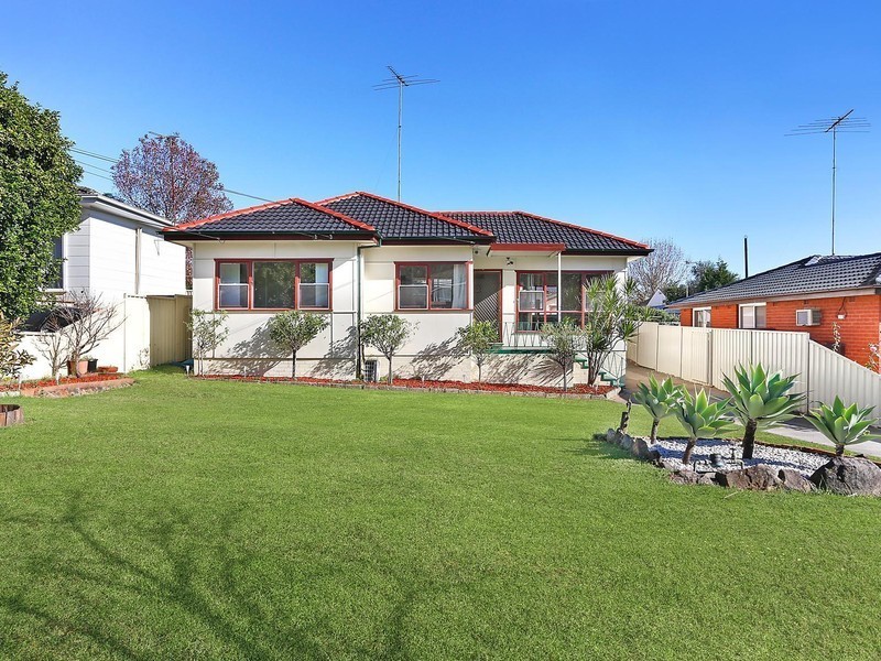 16 Sewell Avenue, Seven Hills NSW 2147