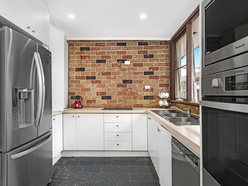 12 Rowley Street, Smithfield NSW 2164