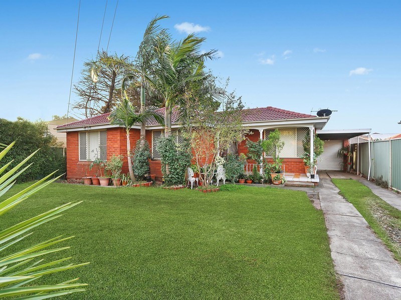 11 Oxford Street, Guildford NSW 2161