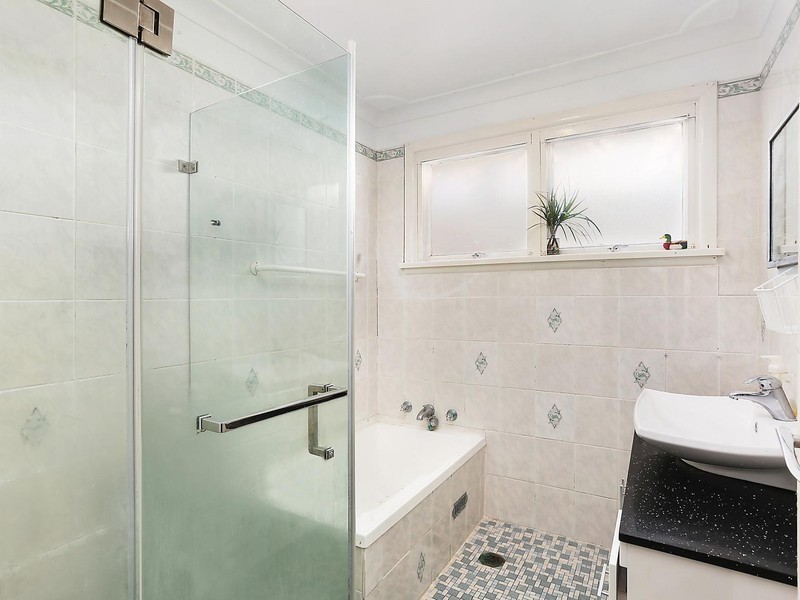 11 Oxford Street, Guildford NSW 2161