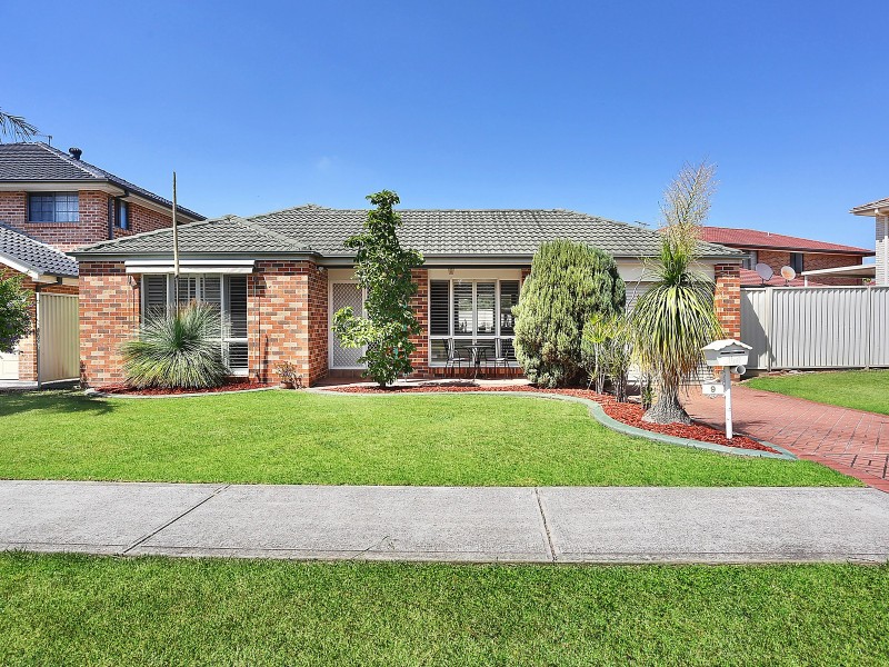 9 Athlone Street, Cecil Hills NSW 2171
