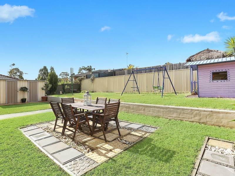 16 Moorhouse Crescent, Edensor Park NSW 2176