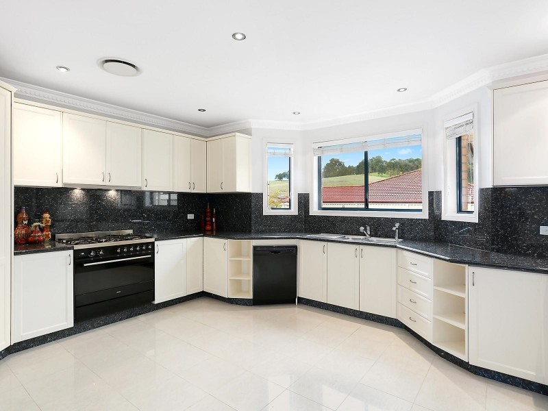 12 Anjou Circuit, Cecil Hills NSW 2171