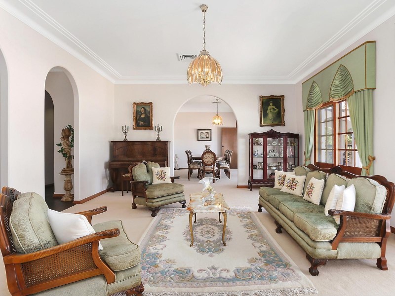 1 Brolen Way, Cecil Park NSW 2178