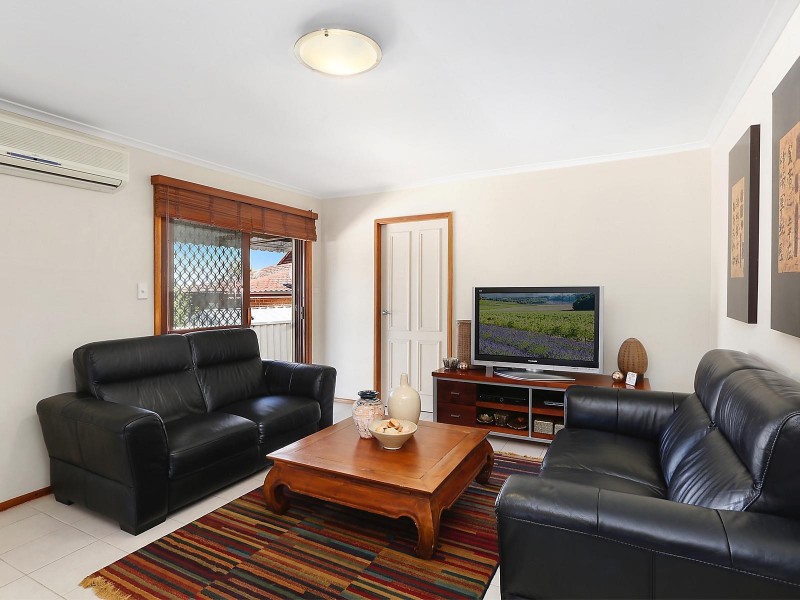 4 Lurr Place, Bonnyrigg NSW 2177