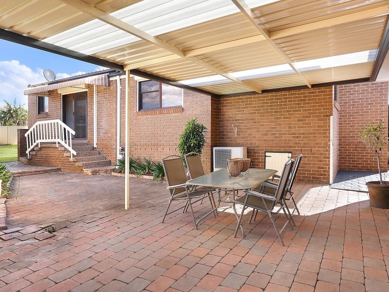 4 Lurr Place, Bonnyrigg NSW 2177