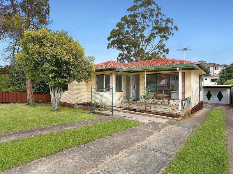 17 Fairfield Road, Woodpark NSW 2164