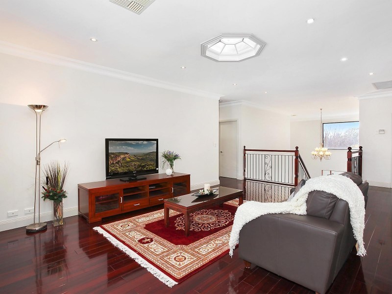 4B Westminster Avenue, Carlingford NSW 2118