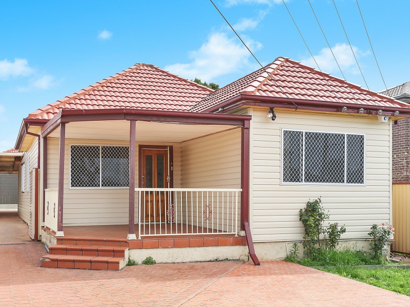 68 Robertson Street, Merrylands NSW 2160
