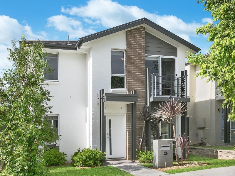 24 Lockheed Avenue, Middleton Grange NSW 2171