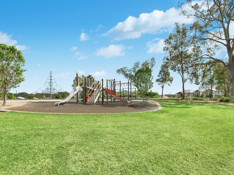 24 Lockheed Avenue, Middleton Grange NSW 2171