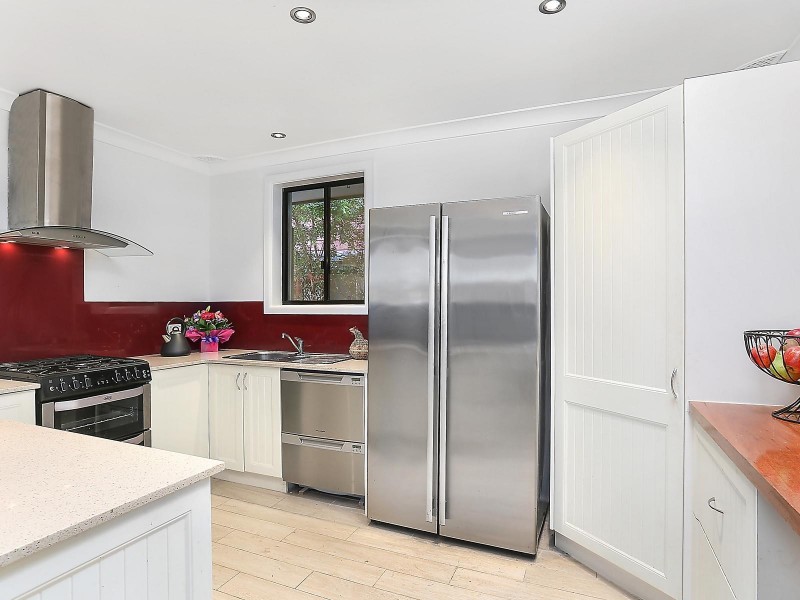 34 Selkirk Street, Winston Hills NSW 2153