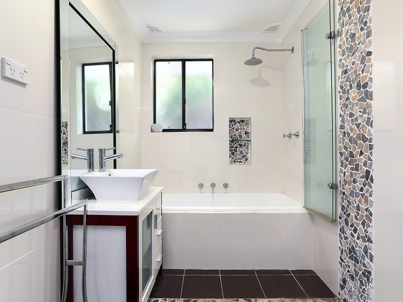 34 Selkirk Street, Winston Hills NSW 2153