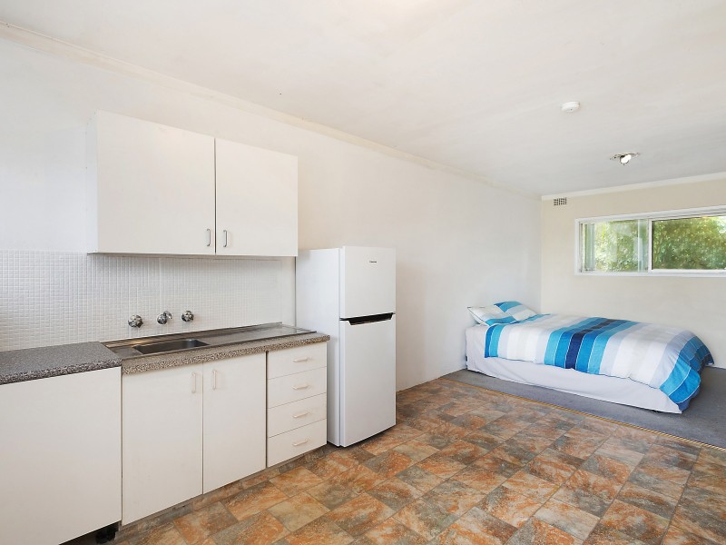 3 Hilltop Avenue, Blacktown NSW 2148