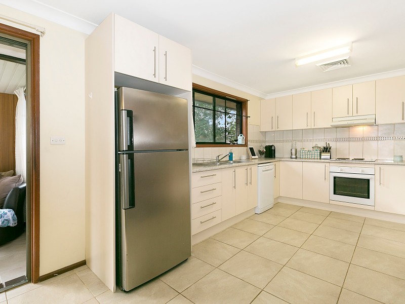 56 Kobada Avenue, Buff Point NSW 2262