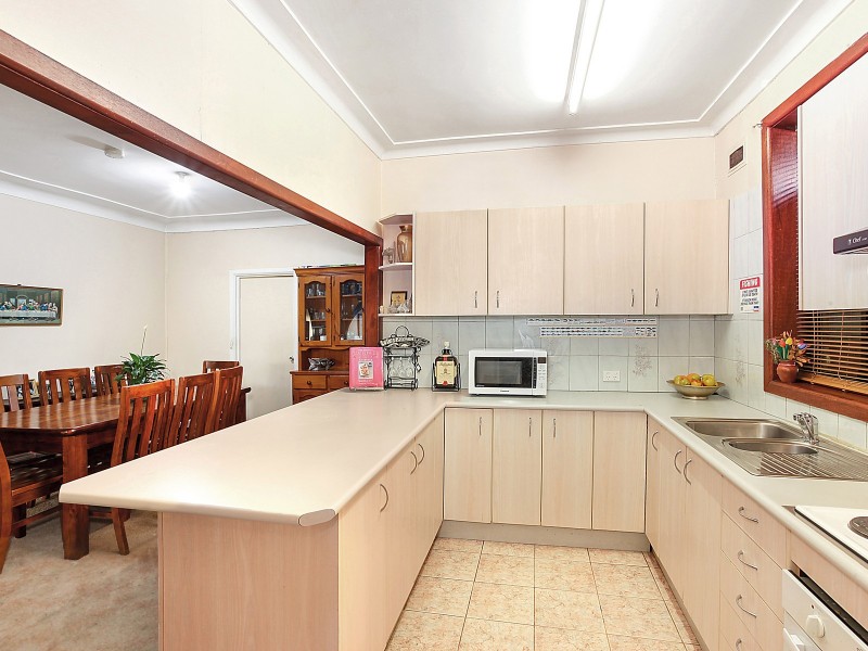 1 Lowry Road, Lalor Park NSW 2147