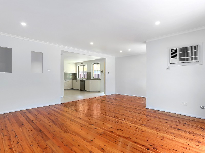 6 Lawley Street, Bossley Park NSW 2176