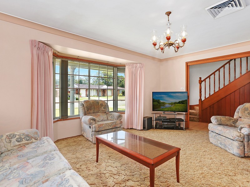 3 Quinn Place, Prairiewood NSW 2176