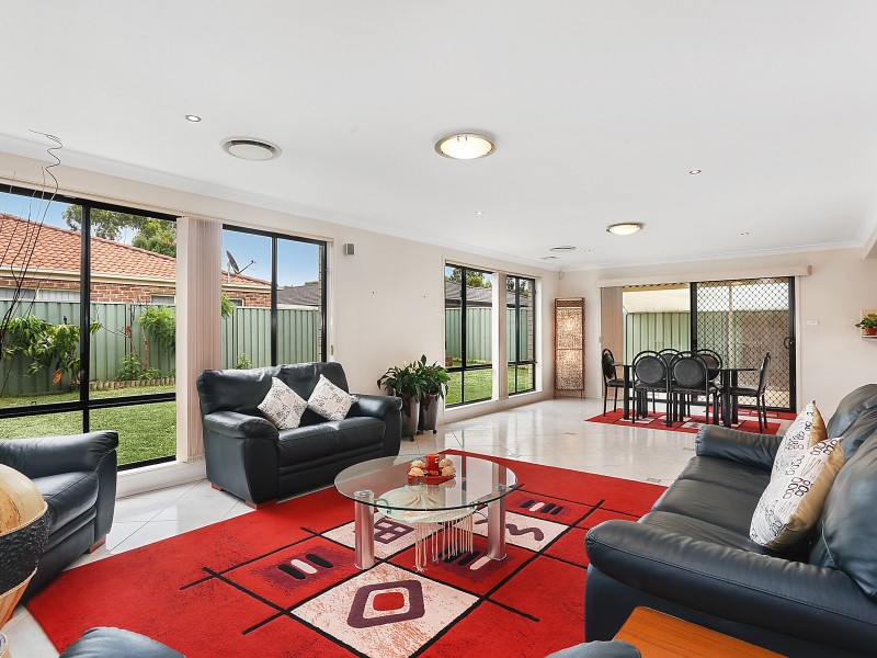 83 Rossini Drive, Hinchinbrook NSW 2168