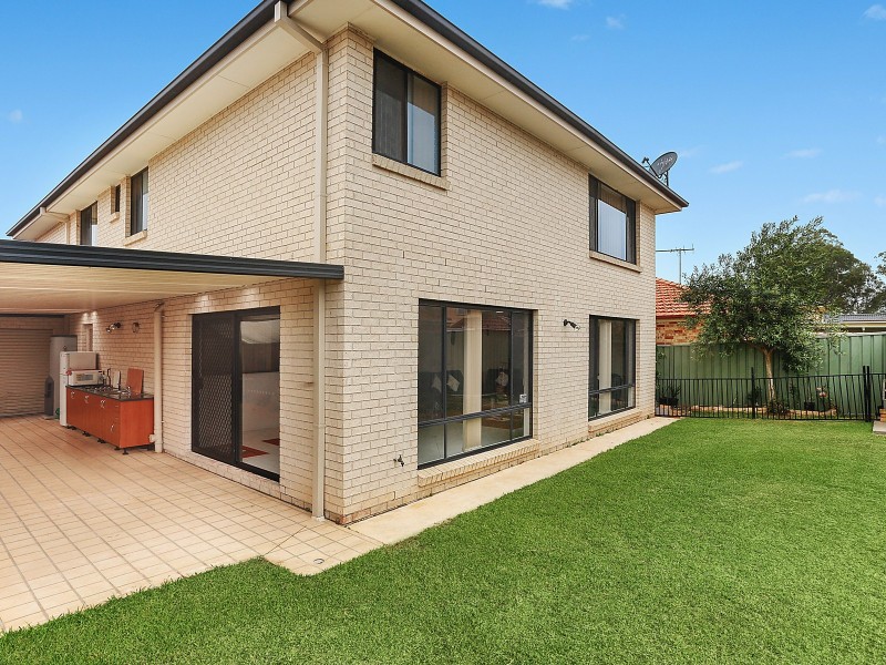 83 Rossini Drive, Hinchinbrook NSW 2168