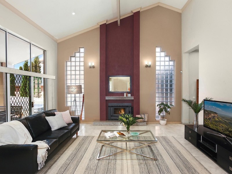 19 Withers Place, Abbotsbury NSW 2176