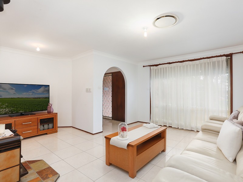 1 Province Street, Abbotsbury NSW 2176