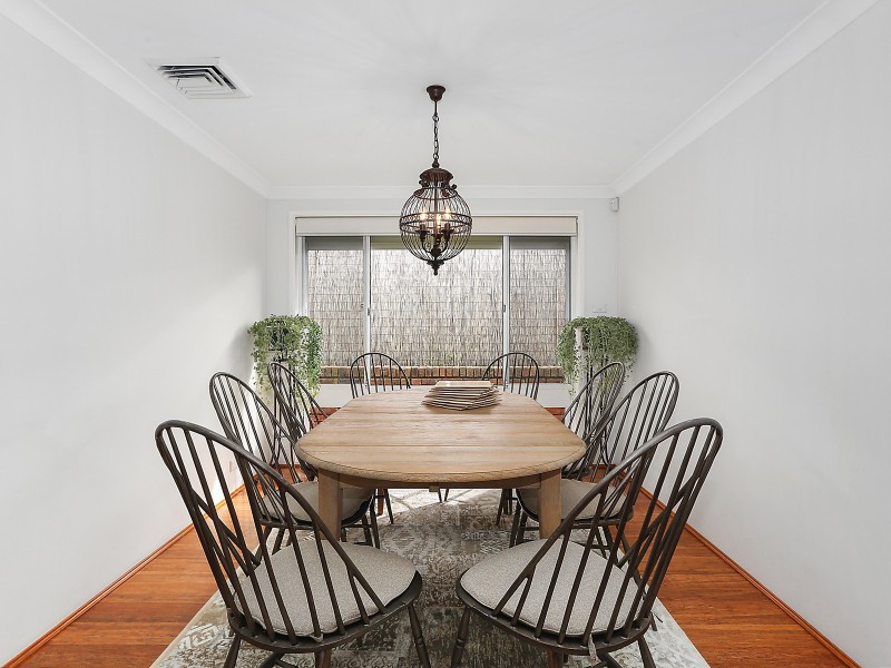 5 Woodman Place, Abbotsbury NSW 2176