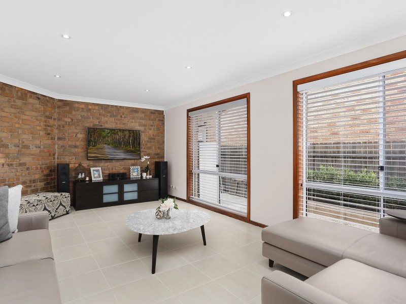 7 Norn Close, Greenfield Park NSW 2176