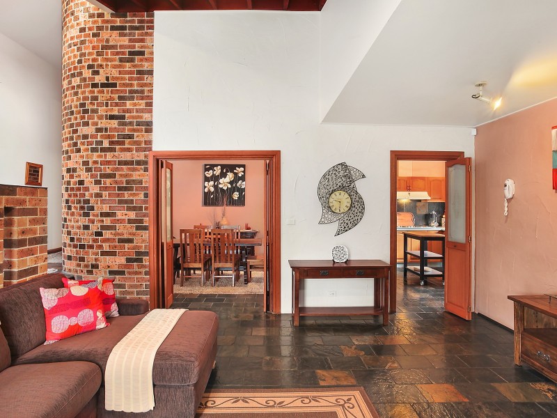 21 St Kilda Street, St Johns Park NSW 2176