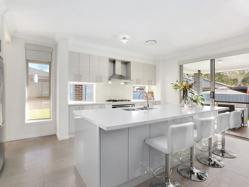 13 Dunell Street, Middleton Grange NSW 2171