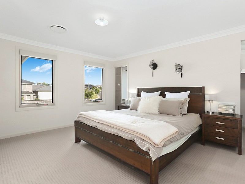 13 Dunell Street, Middleton Grange NSW 2171