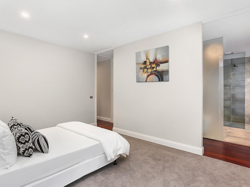 1 Cowra Street, Greystanes NSW 2145