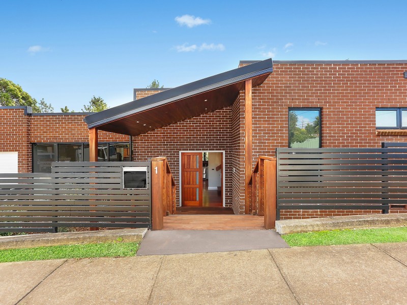 1 Cowra Street, Greystanes NSW 2145