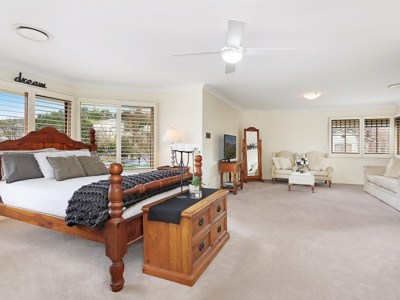 18 Benedict Close, Cecil Hills NSW 2171