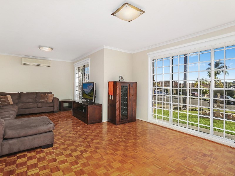 2 Raco Close, Edensor Park NSW 2176