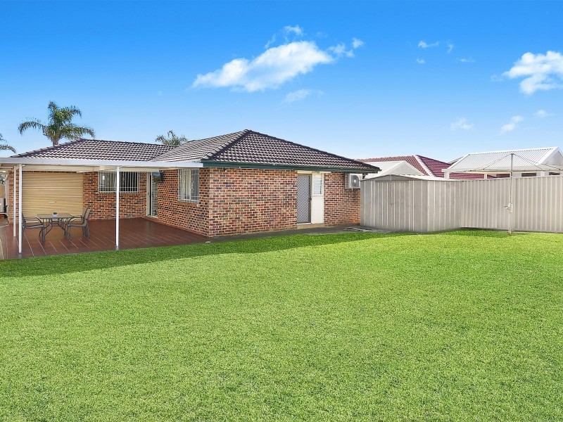 2 Raco Close, Edensor Park NSW 2176