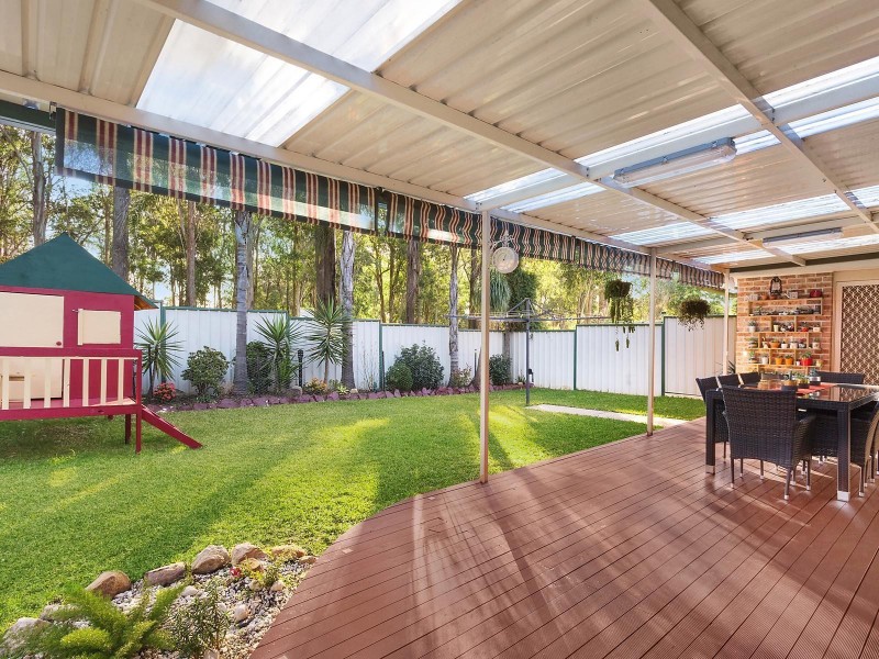 19B Lorikeet Crescent, Green Valley NSW 2168