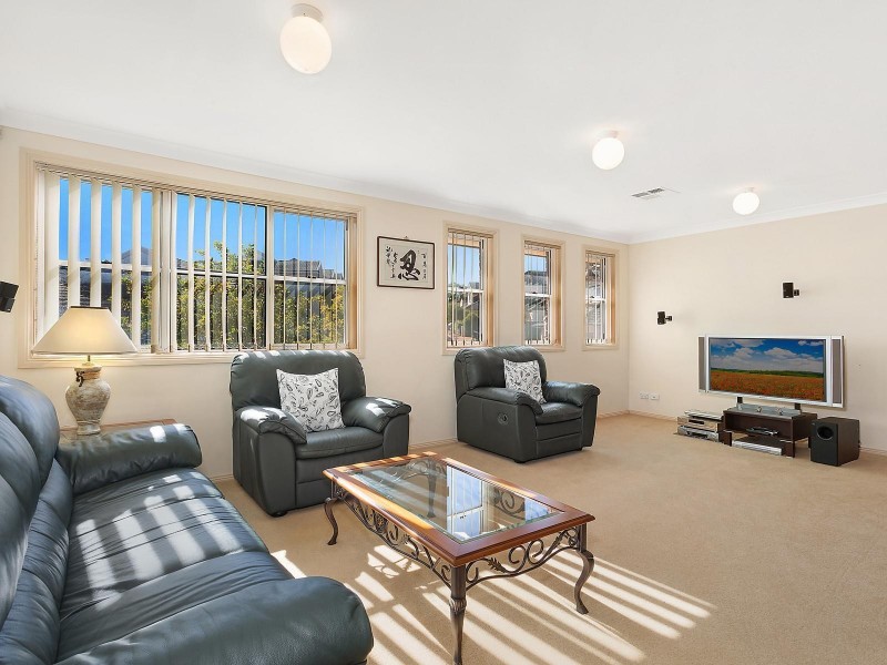 34 Hunterford Crescent, Oatlands NSW 2117