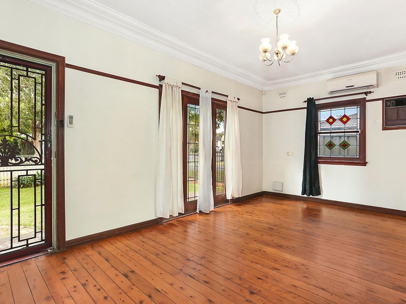 10 Davis Road, Marayong NSW 2148