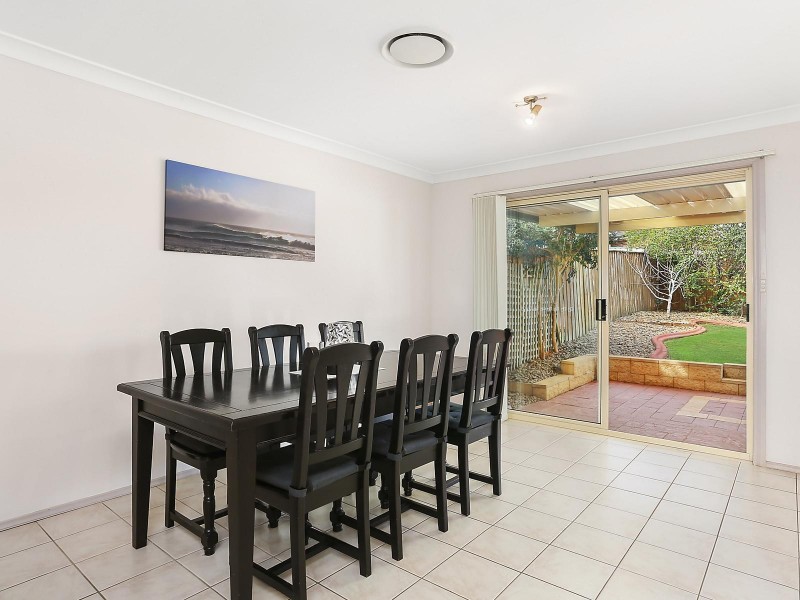 2 Dunk Close, Green Valley NSW 2168