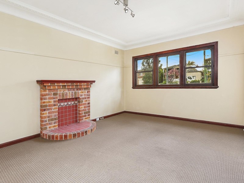 7 Robilliard Street, Mays Hill NSW 2145