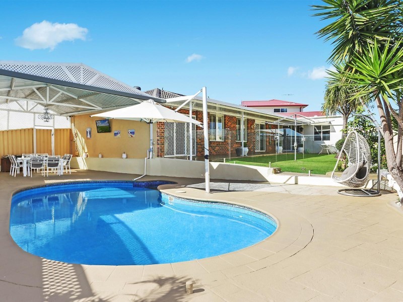 13 Condello Crescent, Edensor Park NSW 2176