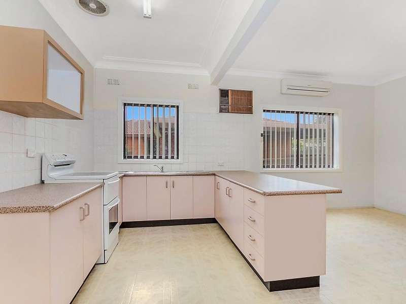 249 Brenan Street, Smithfield NSW 2164