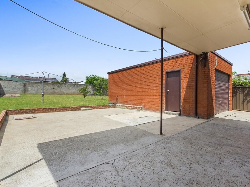 249 Brenan Street, Smithfield NSW 2164