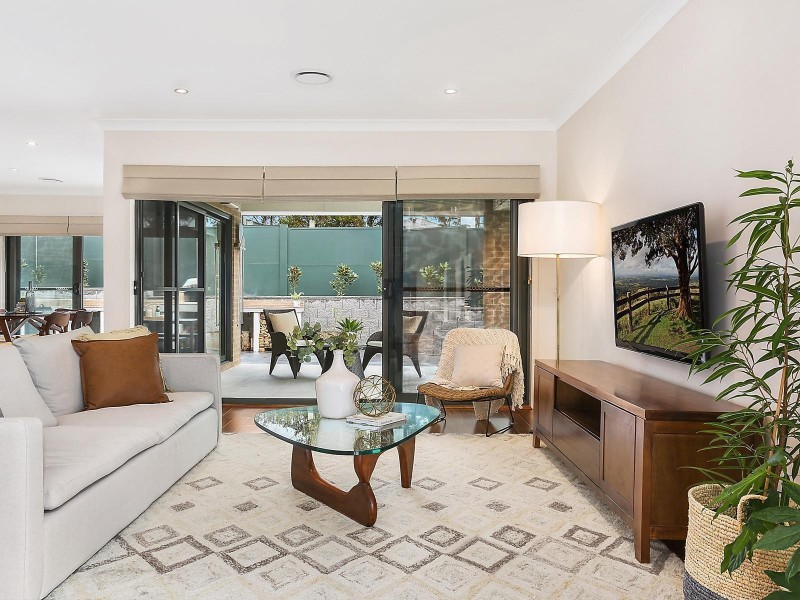 22 Strickland Place, Edensor Park NSW 2176